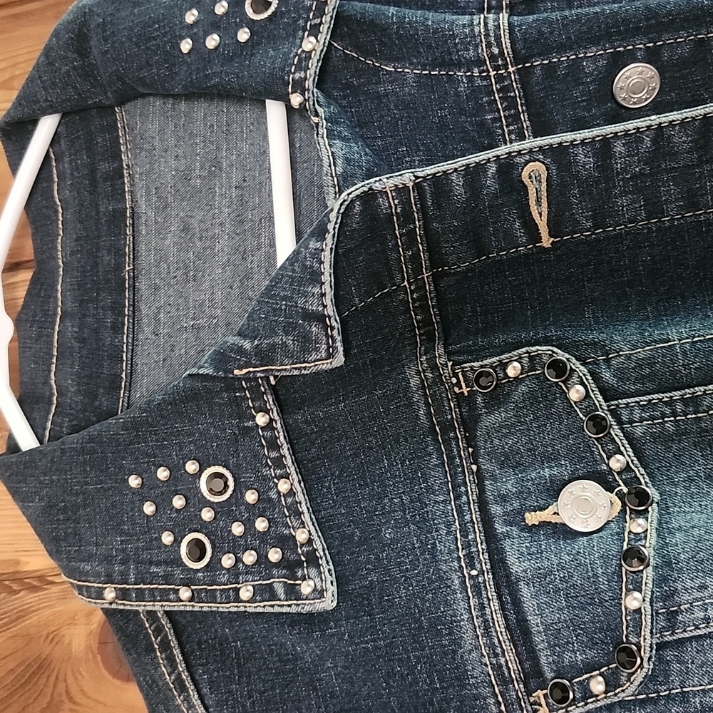 Embellished Denim Jacket - Picture 2 of 6